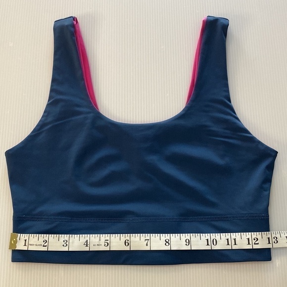 Fabletics Soprts Bra Reversible Pink and Navy Sz S - Picture 15 of 16
